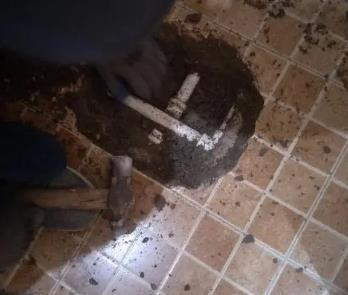 南宁市卫生间漏水维修公司为您分享下卫生间渗水如何处理及注意事项